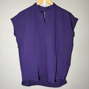 NWT FIGS Rafaela Oversized Scrub Top size XS